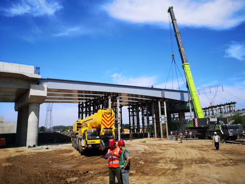 宋梁路北延道路工程 顺义段 开始上跨京平高速钢箱梁吊装施工 图